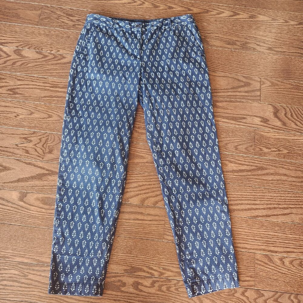Talbots Weekend Chino Pants Blue White Tree print Flat Front Ankle 6 Cotton Chic